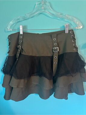 #205 Thorn & Fable Grunge Mesh Detail Skirt S